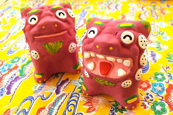 シーサー絵付け